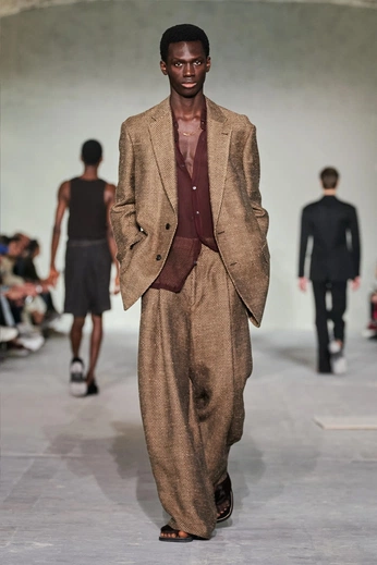 A cover of "SK Summer" cluster. The owner is sebastian.konrad. The cluster consists of 14 elements.