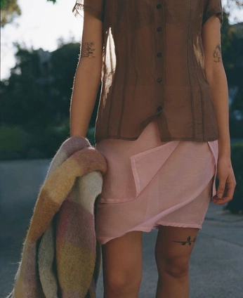 A cover of "fashion inspo" cluster. The owner is jbwjennawatson. The cluster consists of 4 elements.