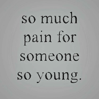 A cover of "Uniquely Tragic" cluster. The owner is browniboxx. The cluster description is "'They were all uniquely tragic'". The cluster consists of 2131 elements.