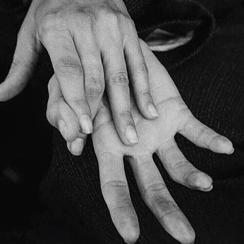 A cover of "desenhar mais tarde" cluster. The owner is patriciaanjos. The cluster consists of 3 elements.