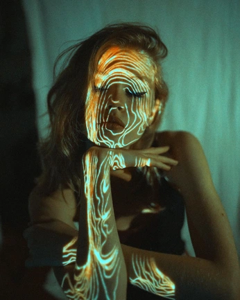 A cover of "Light on face" cluster. The owner is seaniejax. The cluster consists of 4 elements.