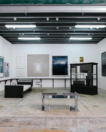 A cover of "Studio & Expo" cluster. The owner is andrxxx. The cluster consists of 13 elements.