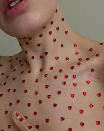 A cover of "Red" cluster. The owner is aashitap. The cluster consists of 1 element.