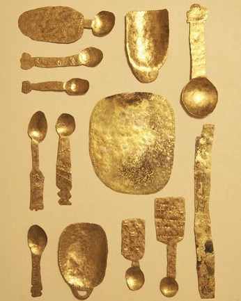 A cover of "lucky buoy" cluster. The owner is baharita. The cluster consists of 41 elements.