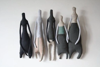 A cover of "Ellie" cluster. The owner is l0s1ngfac3. The cluster consists of 30 elements.