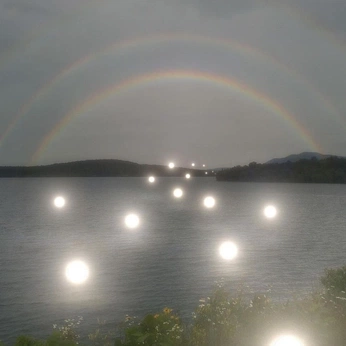 A cover of "Ideals" cluster. The owner is eveningjasmine. The cluster description is "My Air ". The cluster consists of 703 elements.