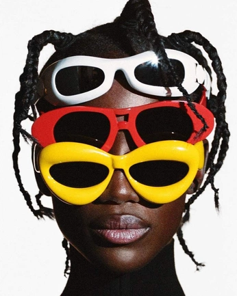 A cover of "opdracht brillendoos" cluster. The owner is aaramian. The cluster consists of 14 elements.