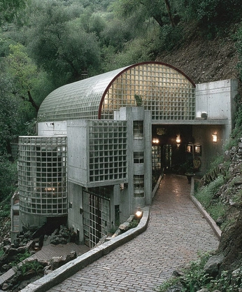 A cover of "ARCHITECTURE" cluster. The owner is hslln. The cluster consists of 34 elements.