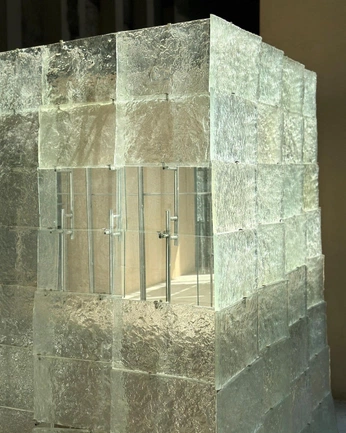 A cover of "tile" cluster. The owner is woorim. The cluster consists of 1 element.