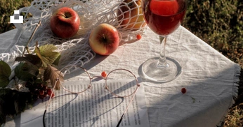 A cover of "Wine" cluster. The owner is anushalex. The cluster consists of 4 elements.