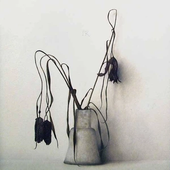 A cover of "noir et blanc" cluster. The owner is dimitra. The cluster consists of 153 elements.