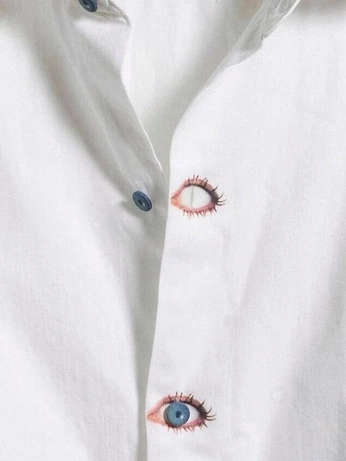 A cover of "look" cluster. The owner is thaislemener. The cluster consists of 4 elements.