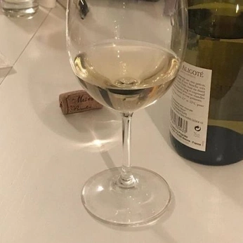 A cover of "endulgence" cluster. The owner is brittney.jansen. The cluster consists of 1 element.