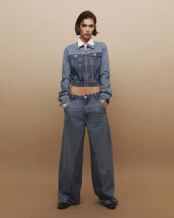 A cover of "novū novū" cluster. The owner is calicore. The cluster consists of 3 elements.