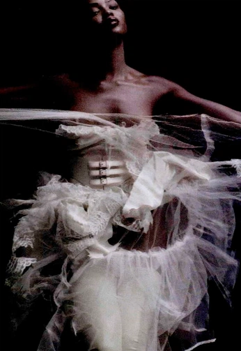 A cover of "texture" cluster. The owner is aritzia. The cluster consists of 254 elements.