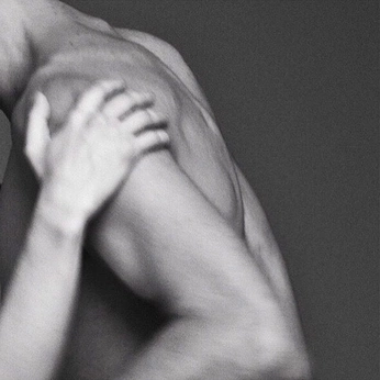 A cover of "future him" cluster. The owner is 2002user. The cluster consists of 6 elements.