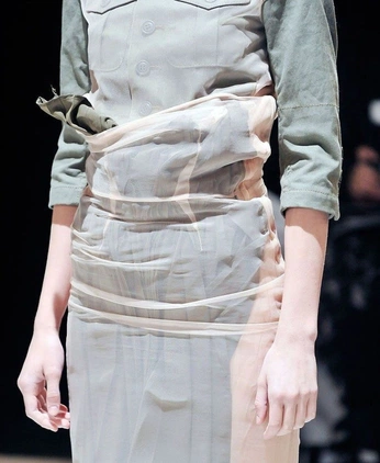 A cover of "FASHION" cluster. The owner is claripalladini. The cluster consists of 2 elements.