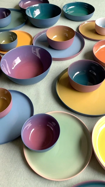 A cover of "FINISHES" cluster. The owner is piprich. The cluster consists of 48 elements.