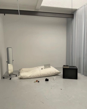 A cover of "neze sessions ©" cluster. The owner is alexmesherina. The cluster consists of 18 elements.