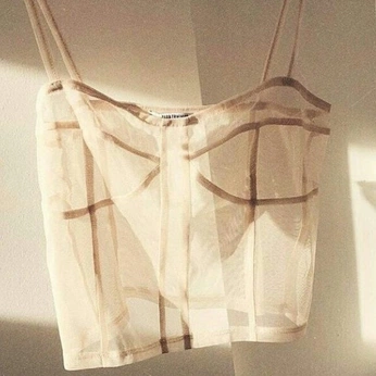 A cover of "Ethereal" cluster. The owner is sheismagique. The cluster consists of 11 elements.