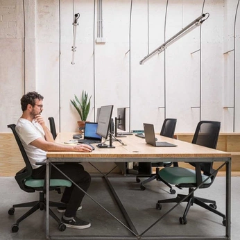 A cover of "ugly but functional" cluster. The owner is ravicecil. The cluster consists of 2 elements.