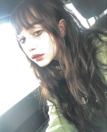 A cover of "𝔏𝔢𝔲𝔠𝔦𝔣𝔞" cluster. The owner is dakory. The cluster consists of 1 element.