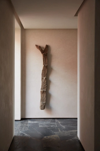 A cover of "zermatt" cluster. The owner is leavon. The cluster consists of 7 elements.