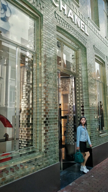 A cover of "People to See" cluster. The owner is kat1396. The cluster consists of 9 elements.