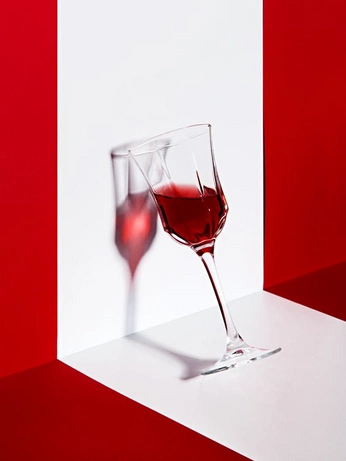 A cover of "wine" cluster. The owner is mrpeanut. The cluster consists of 1 element.