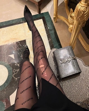 A cover of "estilos" cluster. The owner is milipili. The cluster consists of 1 element.