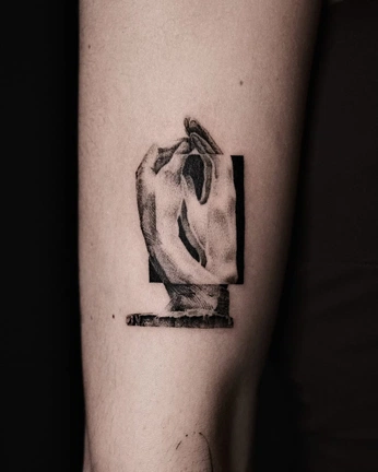 A cover of "018://Tattoo" cluster. The owner is ricko. The cluster consists of 4 elements.