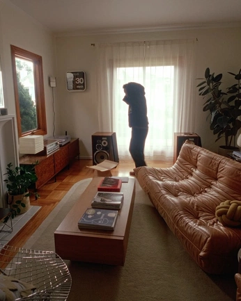 A cover of "IW Music video" cluster. The owner is nelo01. The cluster consists of 24 elements.