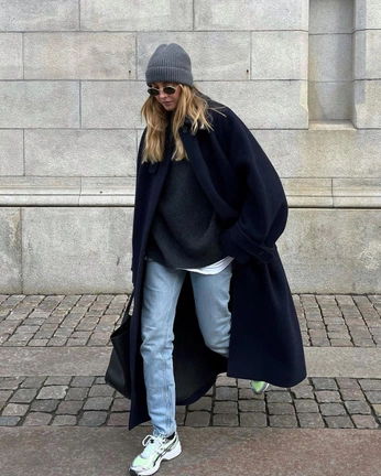 A cover of "Effortless Style" cluster. The owner is natalia. The cluster consists of 9 elements.