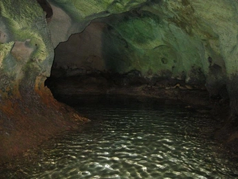 A cover of "cave" cluster. The owner is meyerhjs. The cluster consists of 3 elements.