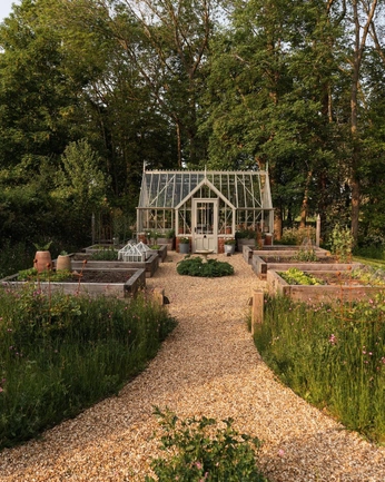 A cover of "Coin lecture extérieur" cluster. The owner is chloedvs. The cluster consists of 28 elements.