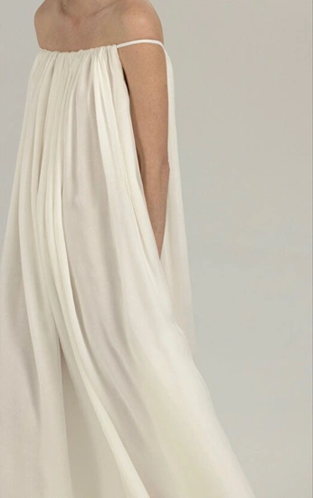 A cover of "061: Sustainable fashion" cluster. The owner is cozmoz. The cluster consists of 2 elements.