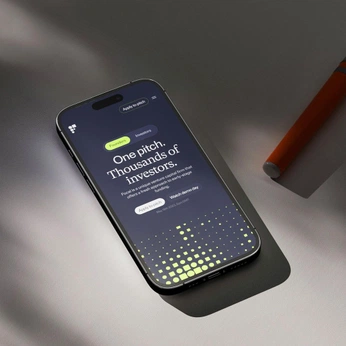 A cover of "Landing Page Inspo" cluster. The owner is bsellers. The cluster consists of 7 elements.