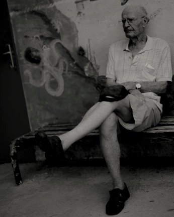 A cover of "street photography" cluster. The owner is prvn1. The cluster consists of 8 elements.