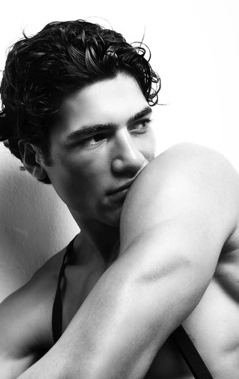 A cover of "Patrick" cluster. The owner is alisterr. The cluster consists of 8 elements.