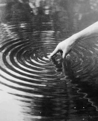 A cover of "Ideation Visuals" cluster. The owner is adoomzero. The cluster consists of 12 elements.