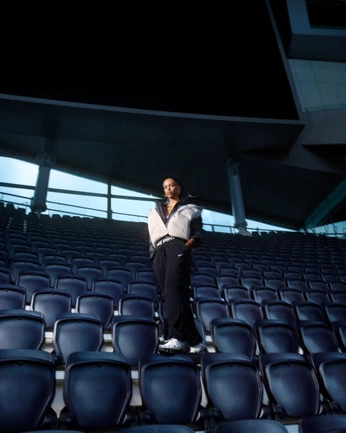 A cover of "photography references" cluster. The owner is gabisolomacha. The cluster consists of 13 elements.