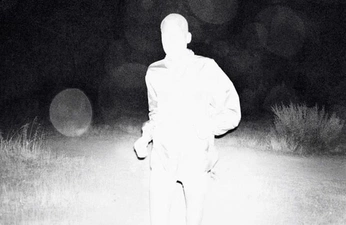 A cover of "Scary individuals" cluster. The owner is juleslenay. The cluster consists of 6 elements.