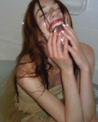 A cover of "Woman" cluster. The owner is iamshades. The cluster consists of 49 elements.