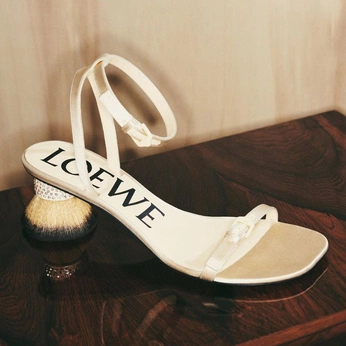 A cover of "FASHION" cluster. The owner is kris. The cluster consists of 6 elements.