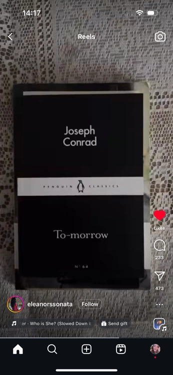 A cover of "books📚" cluster. The owner is kenzie05677. The cluster consists of 12 elements.