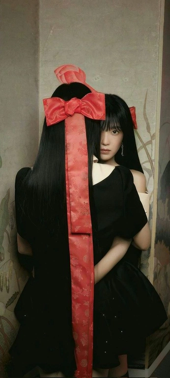 A cover of "unname character folder" cluster. The owner is nowhere1010. The cluster consists of 12 elements.