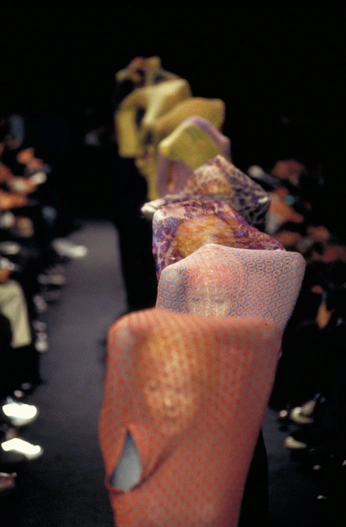 A cover of "archive fash" cluster. The owner is aycaclsr. The cluster consists of 16 elements.