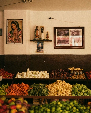 A cover of "temple images" cluster. The owner is nicholas.aceves. The cluster consists of 14 elements.