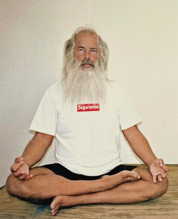 A cover of "Ataraxia" cluster. The owner is pvicks. The cluster consists of 122 elements.