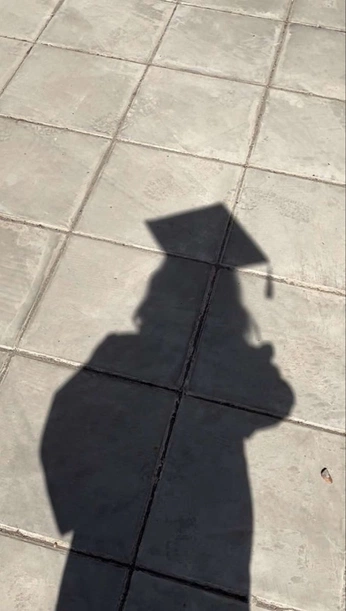 A cover of "Sent on iphone" cluster. The owner is lookthiscoolness. The cluster consists of 5 elements.